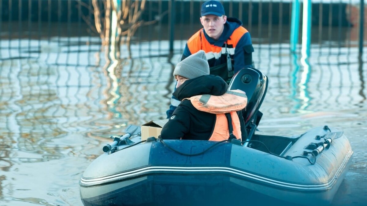     Ситуация будет ухудшаться, предупредили в МЧС.