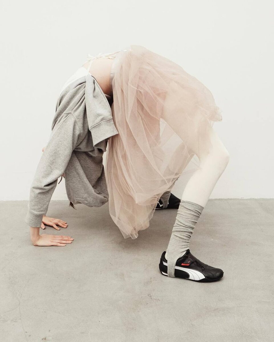  Тебя интересовало, как юбка смотрится - держи фотку! 