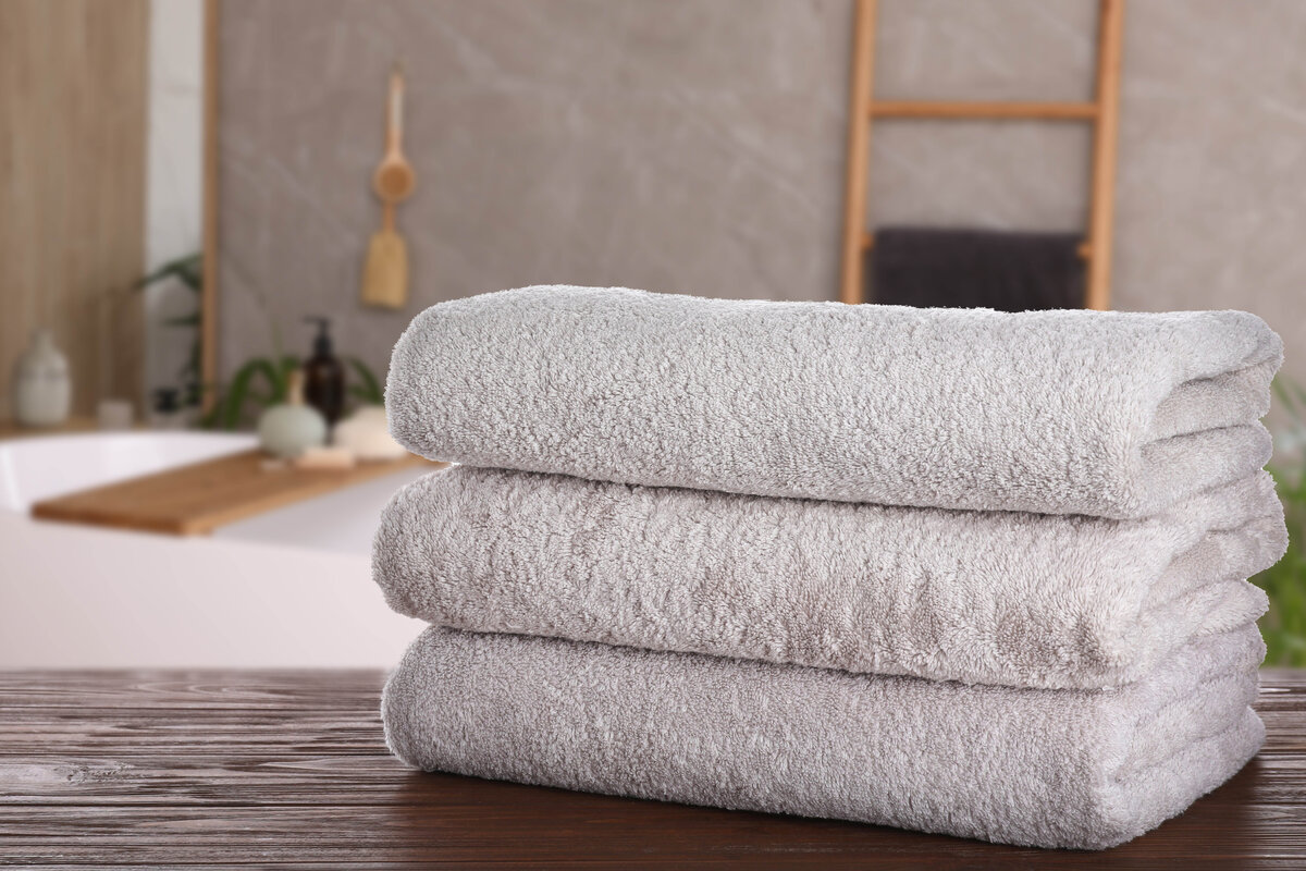     Что нельзя делать при стирке полотенец: 11 ошибок, которые делают их тусклыми и жесткими