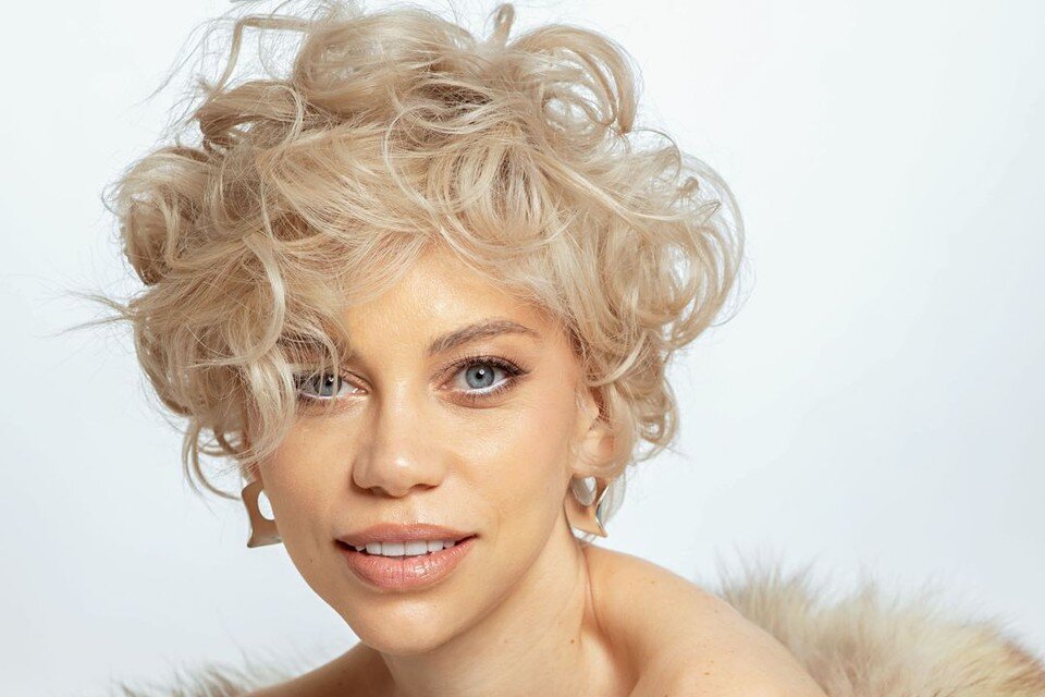    Актриса из Новосибирска Мария Ремер снялась в новой комедии «Красный 5». Фото: пресс-служба ТНТ