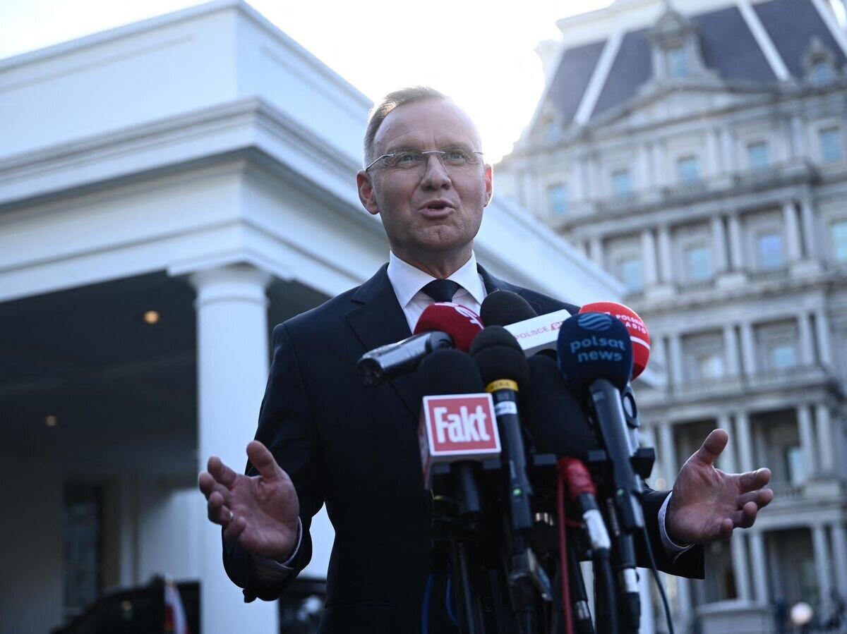    Президент Польши Анджей Дуда после встречи с президентом США Джо Байденом в Белом доме в Вашингтоне© AFP 2024 / BRENDAN SMIALOWSKI