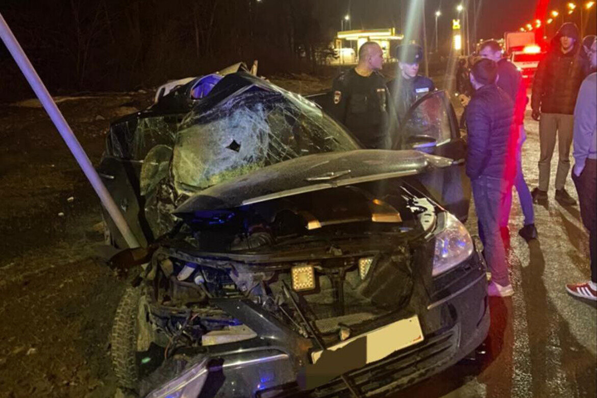 ​Накануне вечером в ДТП на трассе под Зеленодольском погибли три человека. Фото: t.me/gibddtatarstan