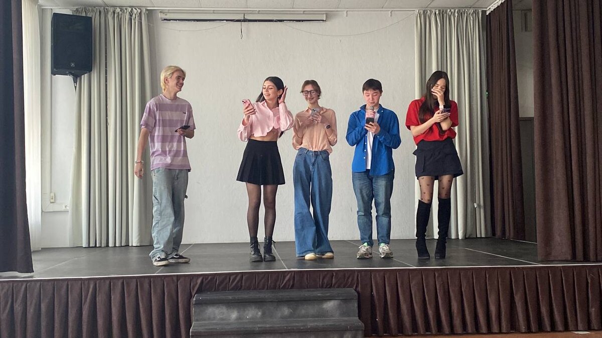 Студенты группы ТГ-9.1/23 