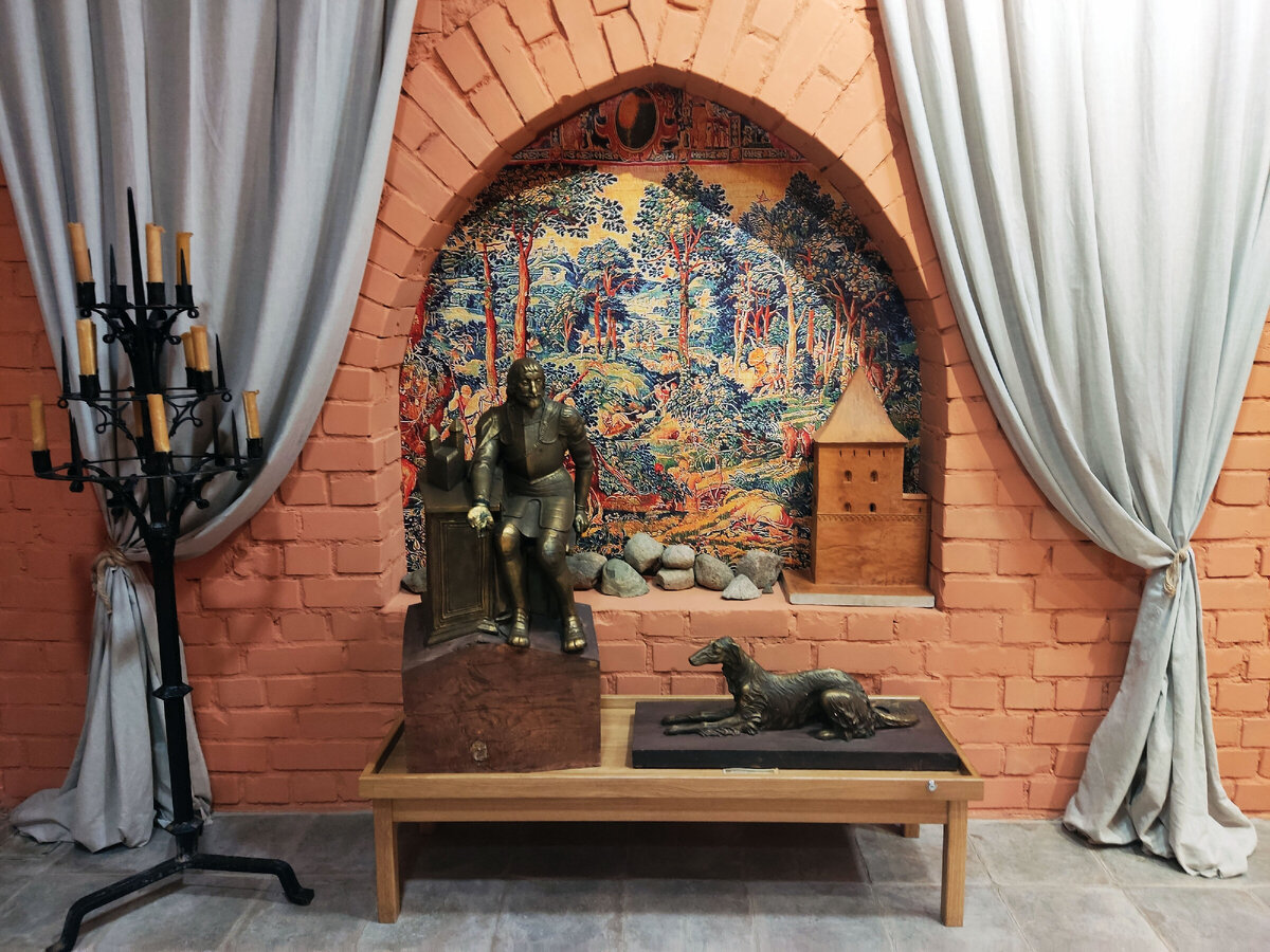 Макет памятника Великому князю литовскому Гедимину В.Н.Воробьева в Лидском замке (фото Иода Н.В)