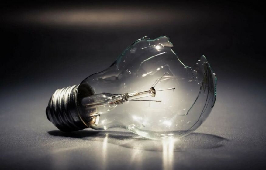    400 населенных пунктов без света: Украина не выдерживает российских атак