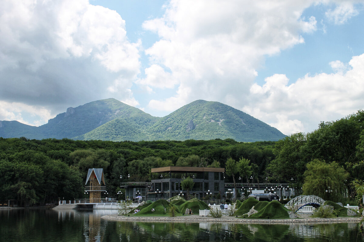 Вид на мини лаколиты и оригинал