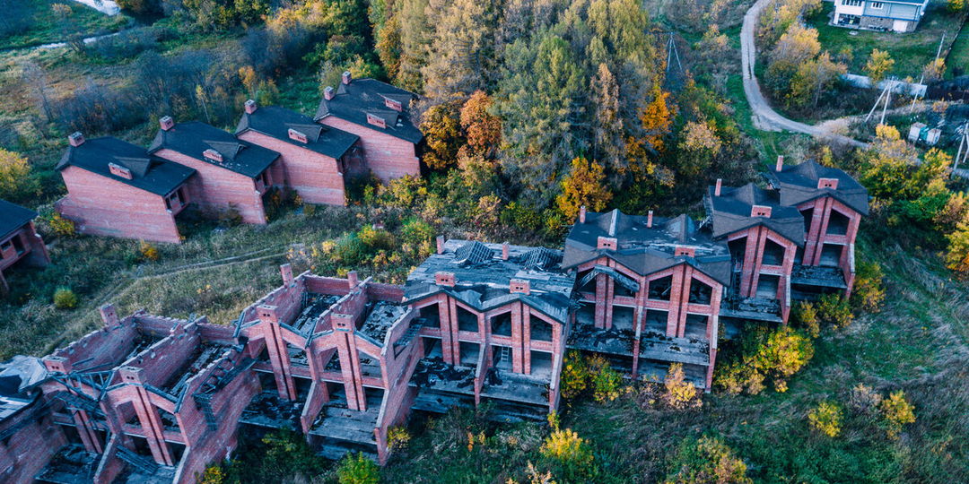 Кто и зачем забросил тысячи домов вокруг Москвы