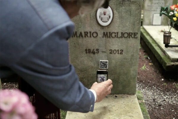 Надгробие с qr-кодом