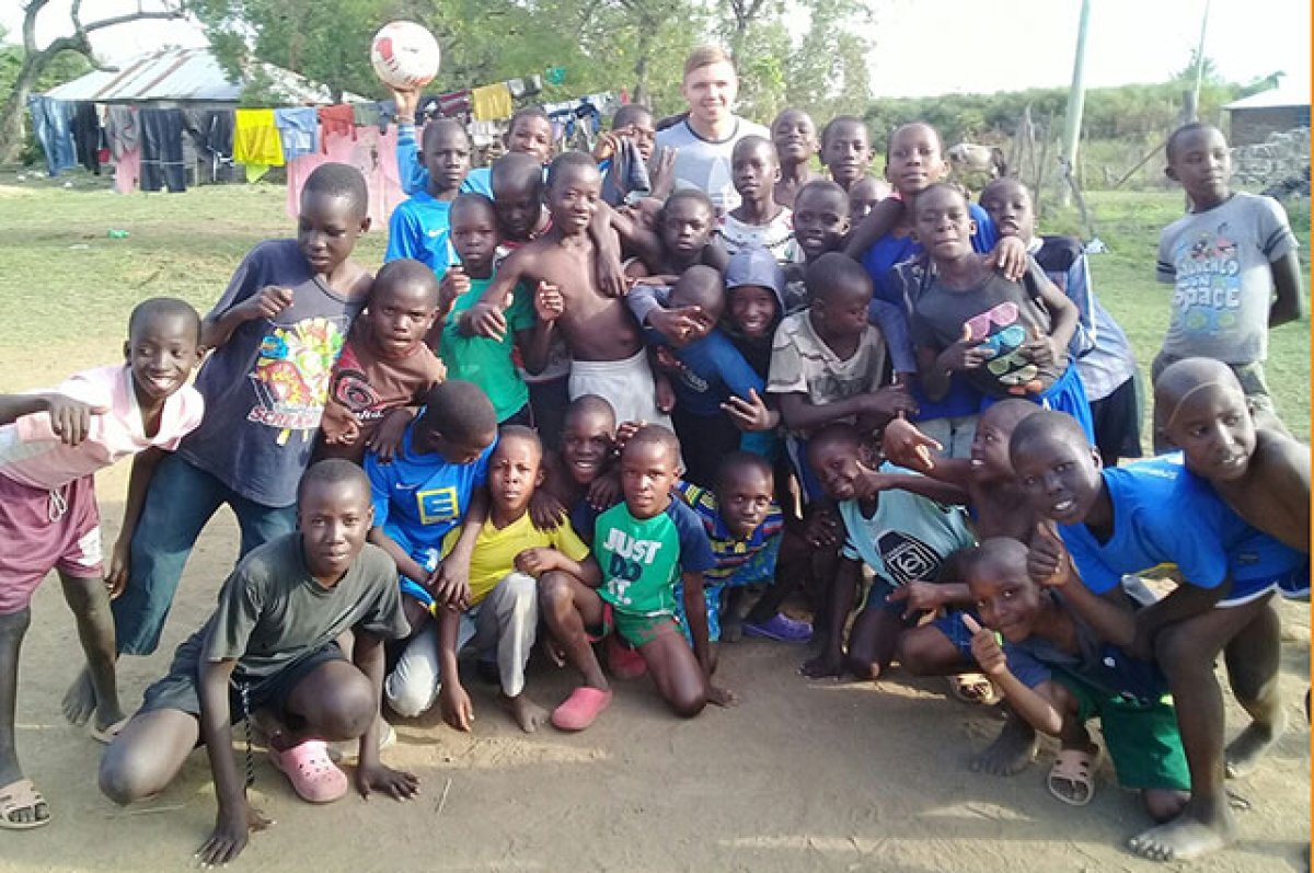    Дети в Африке — такие же дети, как и во всем мире.