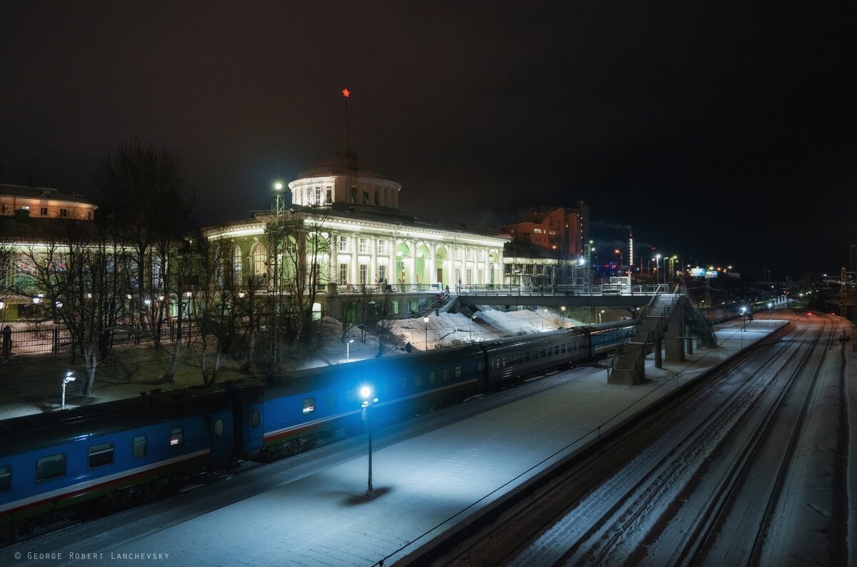 Железнодорожный вокзал Мурманска