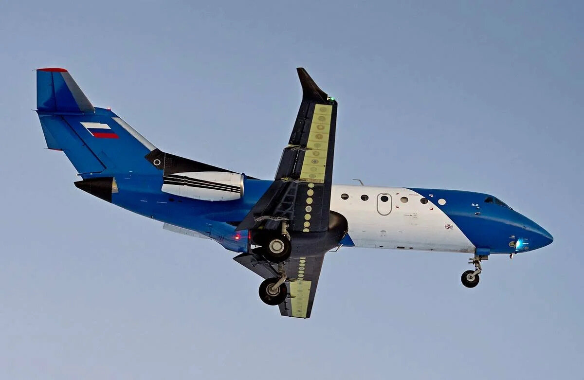 Давным-давно, в СССР создали по-настоящему рыночный самолет. Было это в 1966 году, и имя этой машины - Як-40.