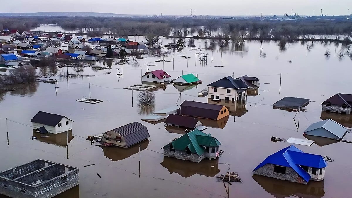 Россия уходит под воду: как несколько регионов переживают паводок | НОВЫЕ  ИЗВЕСТИЯ | Дзен