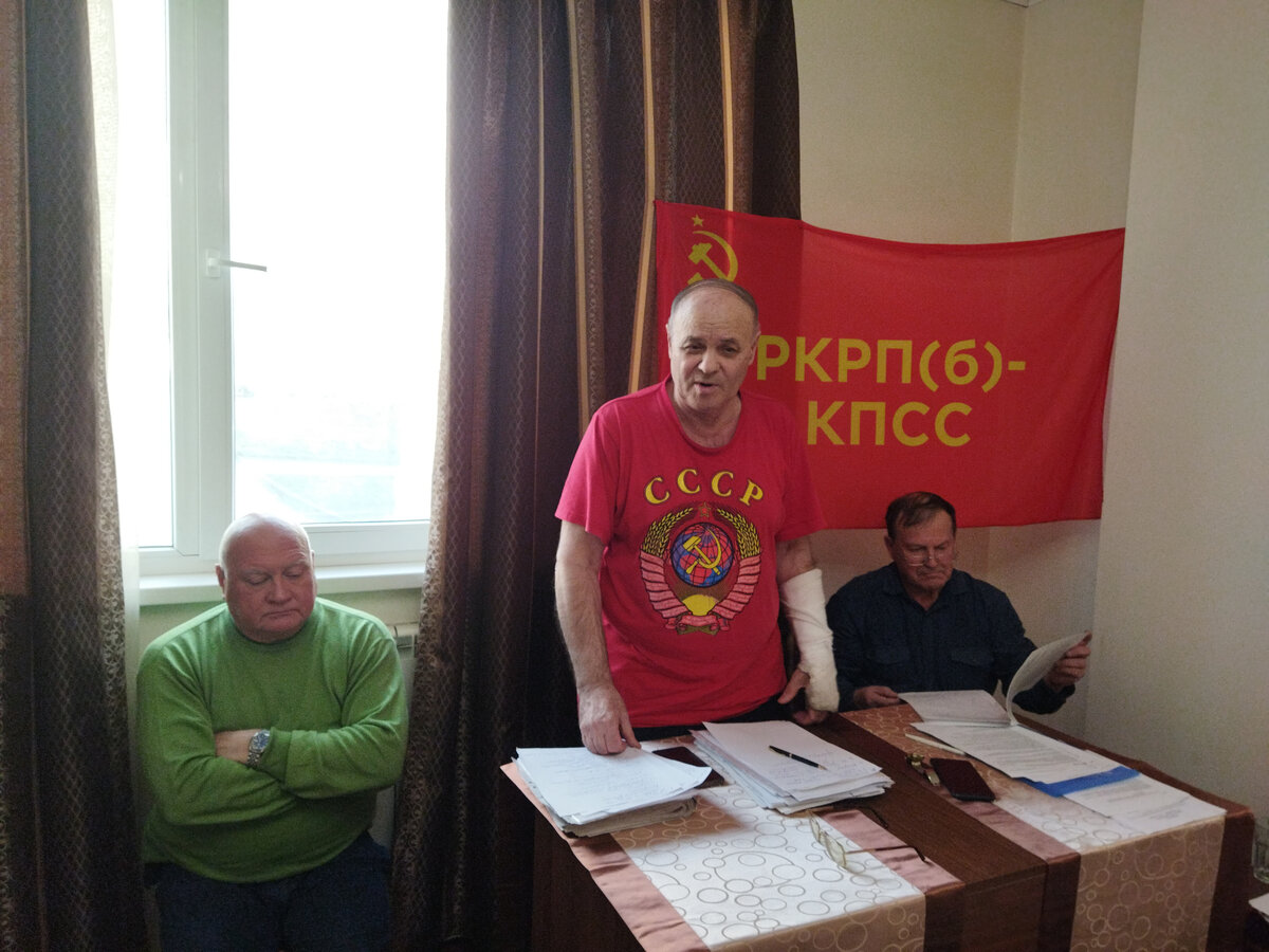 С докладом по второму вопросу выступил секретарь ЦК РКРП(б)-КПСС по организационно-партийной работе А.К. Черепанов