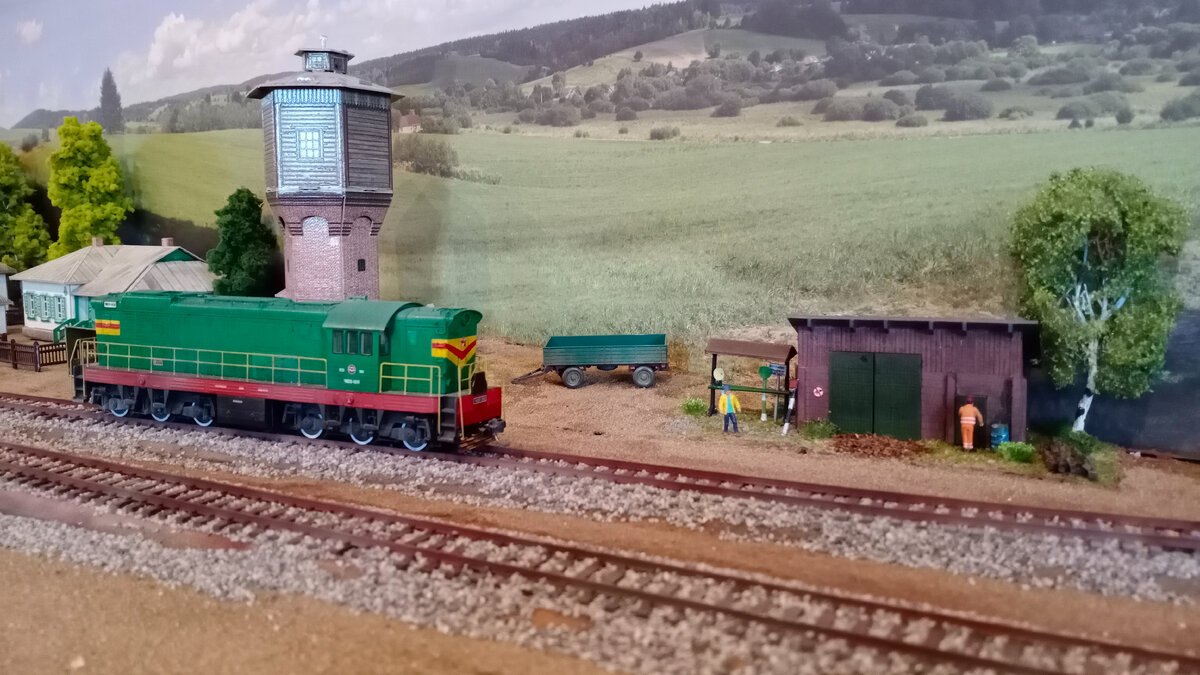 Тепловоз ЧМЭ3 на макете