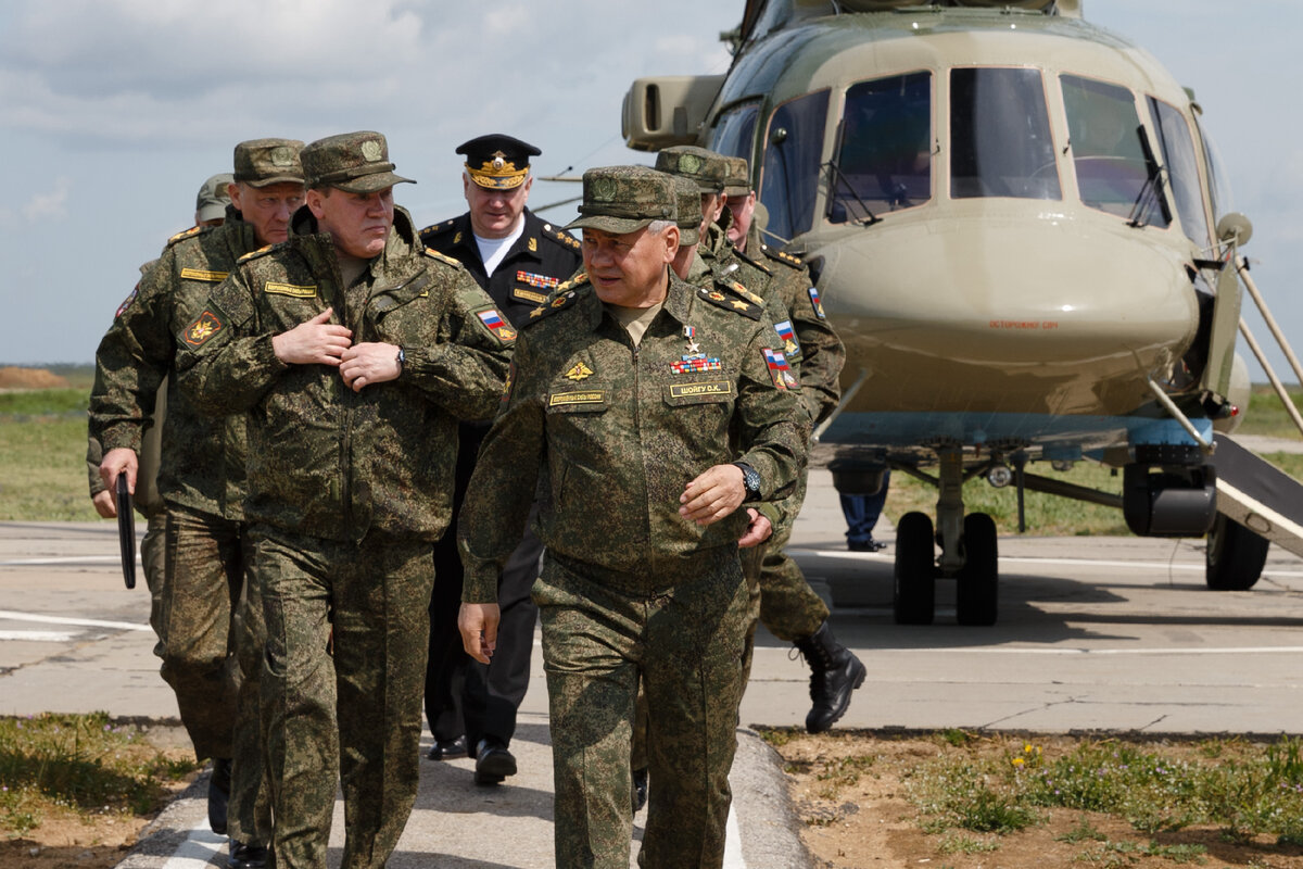 НАТО были уже около украинской границы, но все решил звонок Шойгу? |  Млечный путь l Rubtsov Channel | Дзен