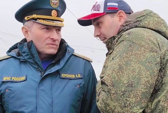    Губернатор Оренбургской области Денис Паслер и Александр Куренков (слева)