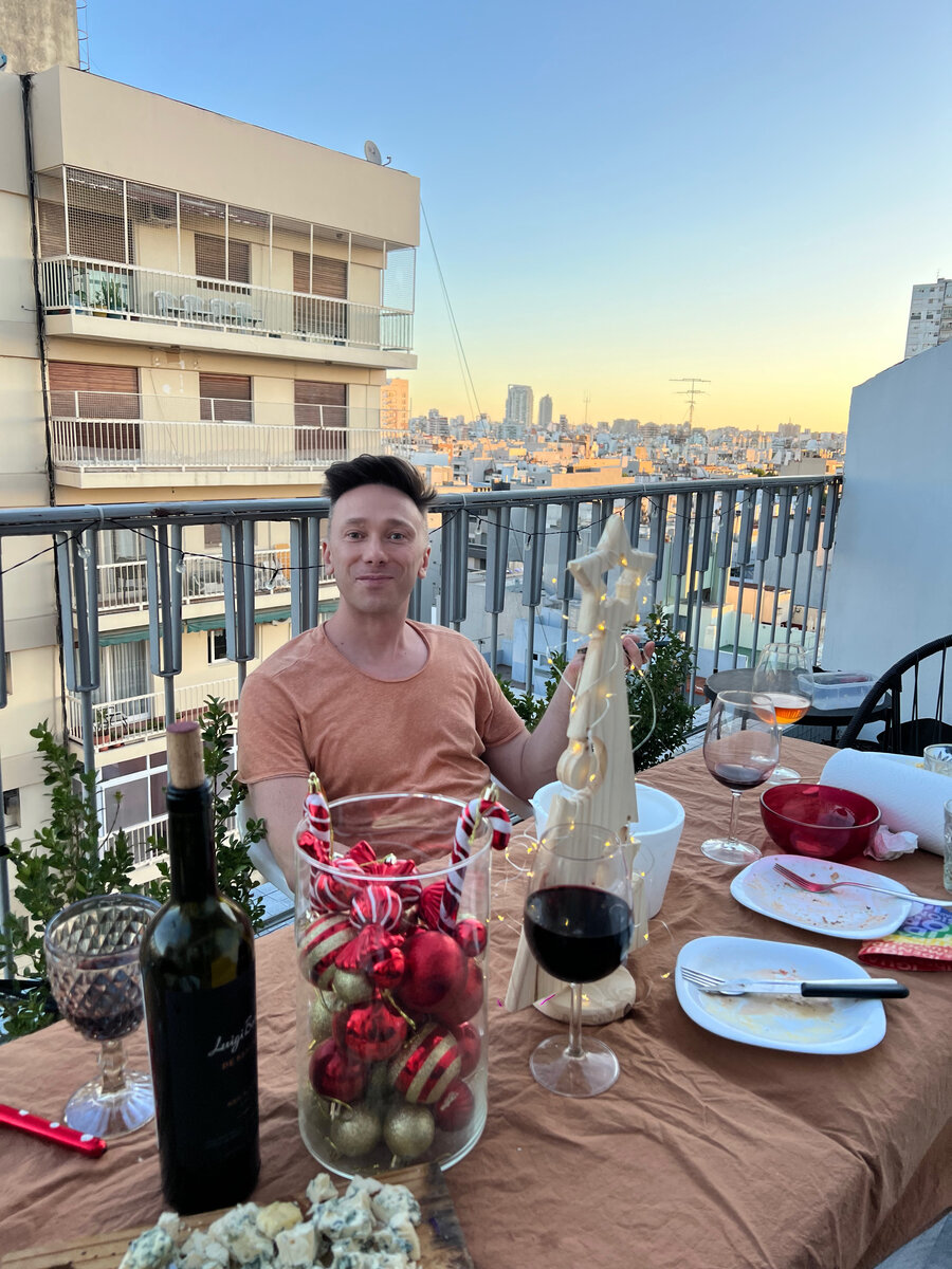 Помню: проснулся, а всё дороже в два раза.