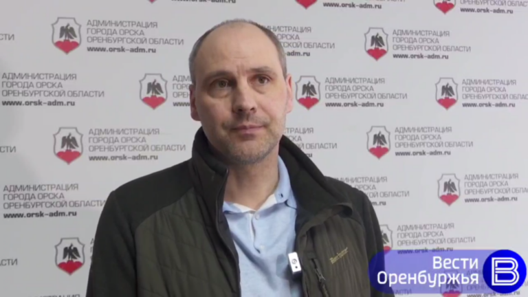    Губернатор Денис Паслер 8 апреля встретился с инициативной группой жителей Орска Кристина Просвиркина