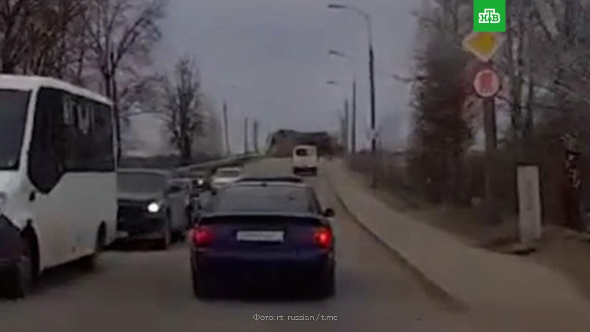    Момент обрушения моста в Смоленской области попал на видео