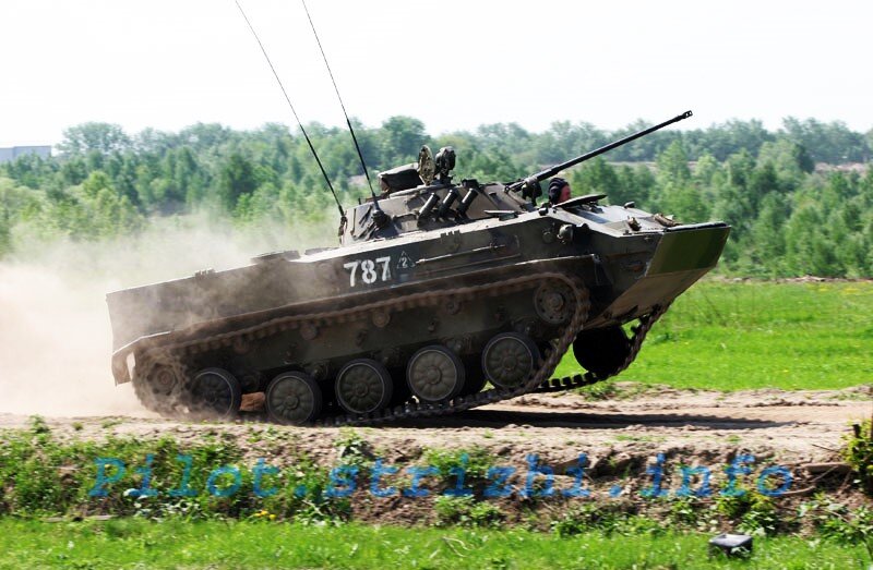 Вкк и бмд. БМД-3 бахча. Боевая машина десанта БМД-3. БМД-3м. БМД-2 Боевая машина.