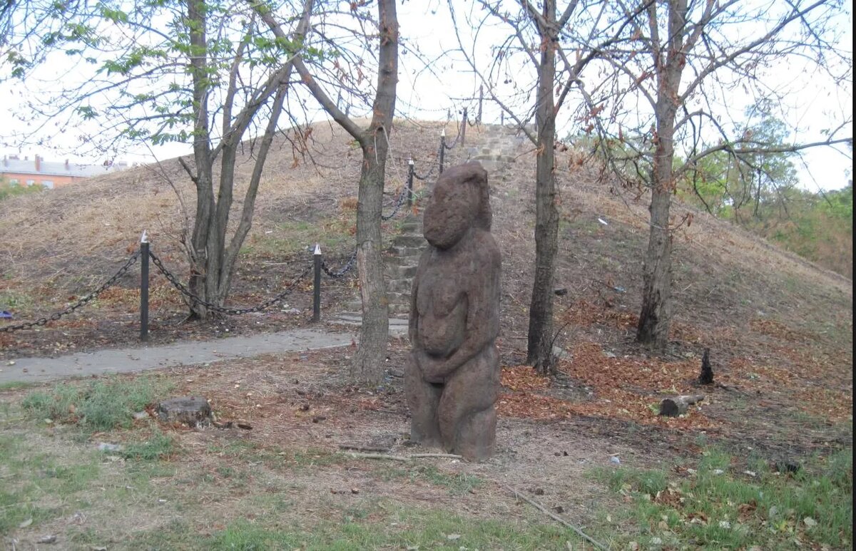 Курган Садовый