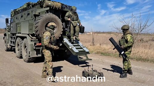 下载视频: Обзор бронеавтомобиля Патруль-ИВ. Новый современный минно-защищённый транспорт российских сапёров.