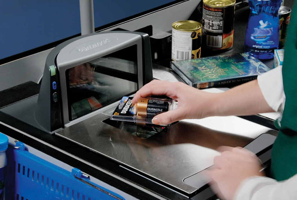 В Конаково за мошенничество будут судить кассиров магазина и их приятеля