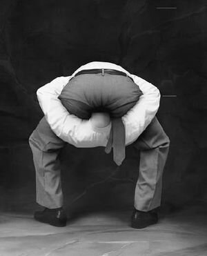 Манагер среднего звена, использующий свой 
запасной моск