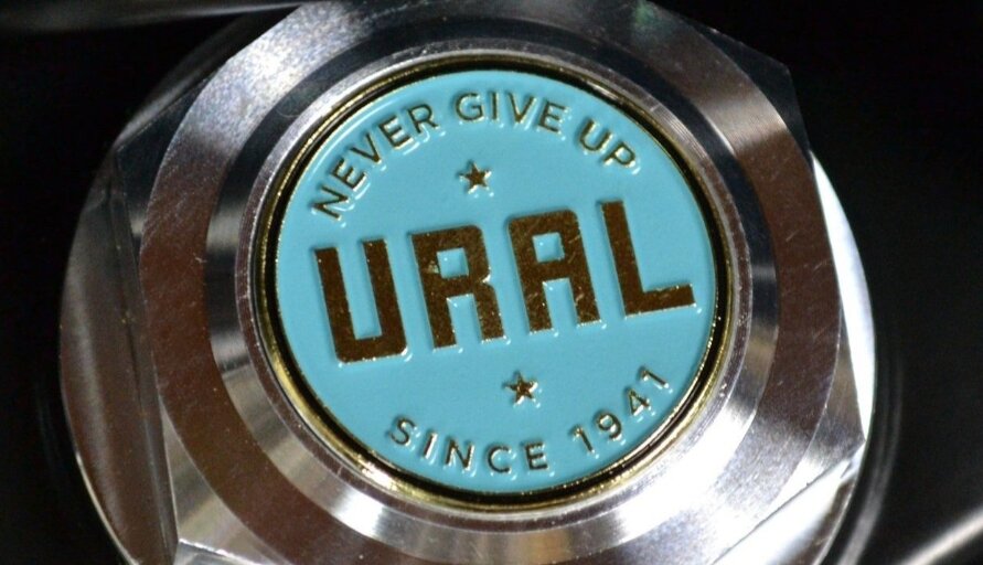 Новый экспортный бренд мотоцикла "Урал". - это один из немногих российских технологичных брендов, сумевших совершить "реинкарнацию" на западные рынки Ирбитский мотоциклетный завод, производящий прославленные «Уралы». Но это уже не российский бренд.