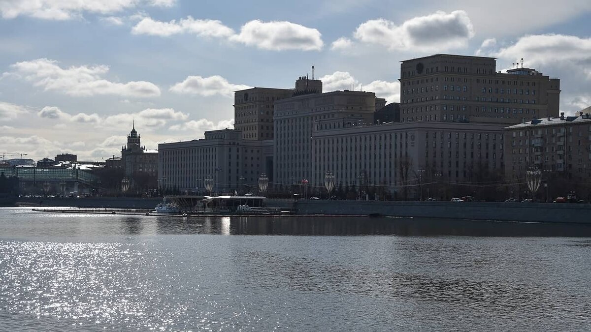 Фото: https://tvzvezda.ru/ (https://mcdn.tvzvezda.ru/storage/news_other_images/2024/03/27/51b79c056ebb40fdb8cd7ace1f75f5ea.jpg)