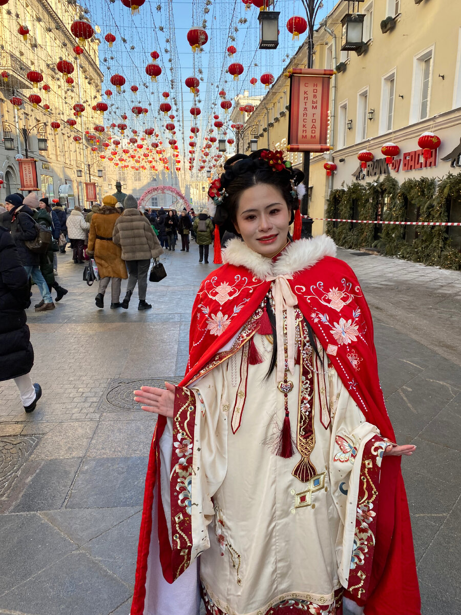 На Тверской. Чуньцзе - Китайский Новый год. Он же праздник весны.