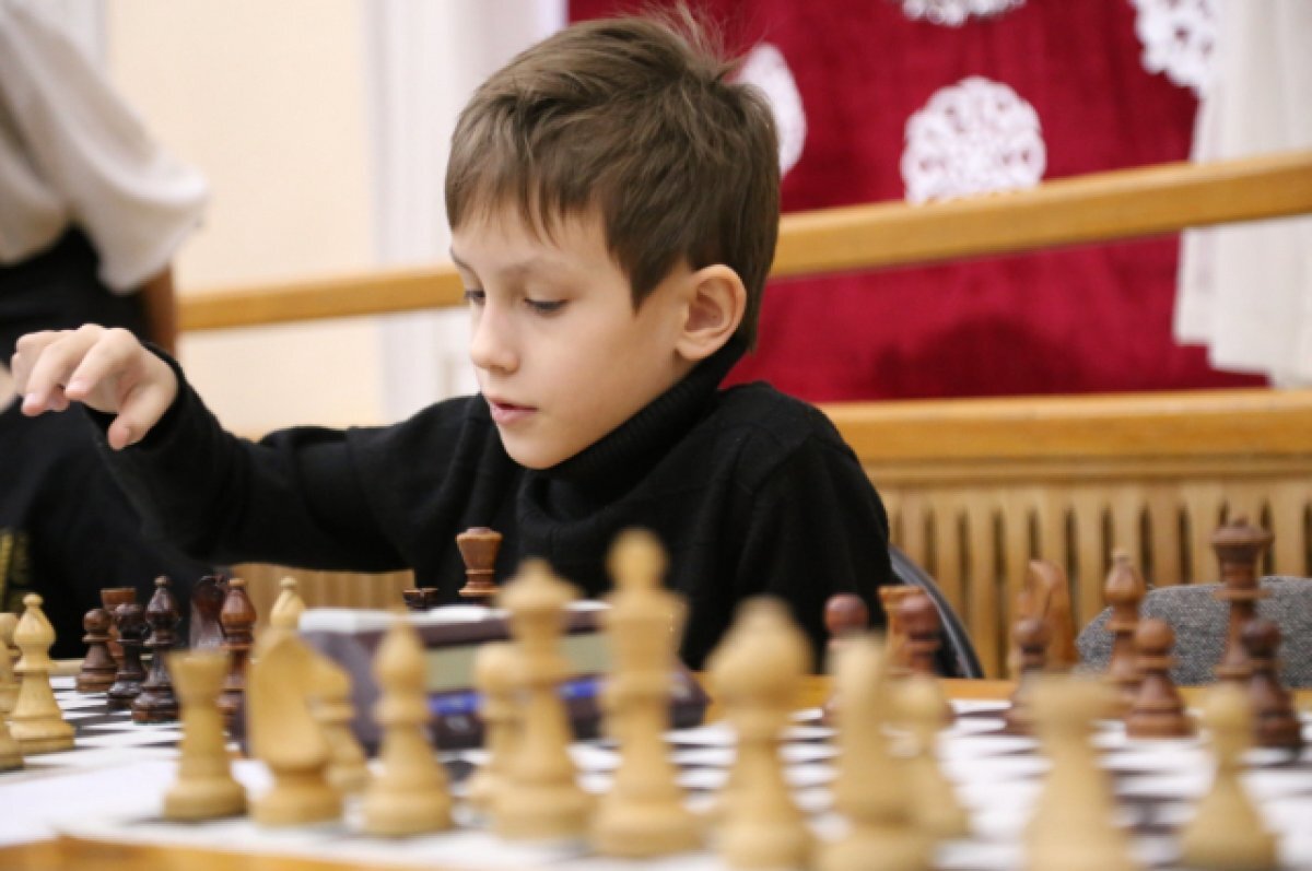    Хабаровский шахматист Даниил Каминский выиграл Первенство России