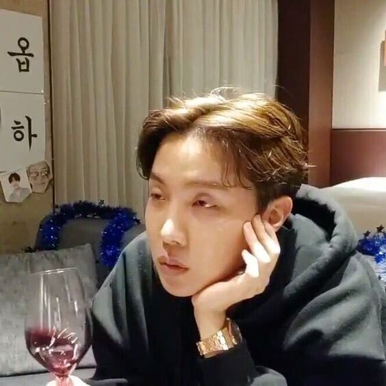 А ... всё равно ... среди них один я умею танцевать ... ну Шихёк ещё немного ...