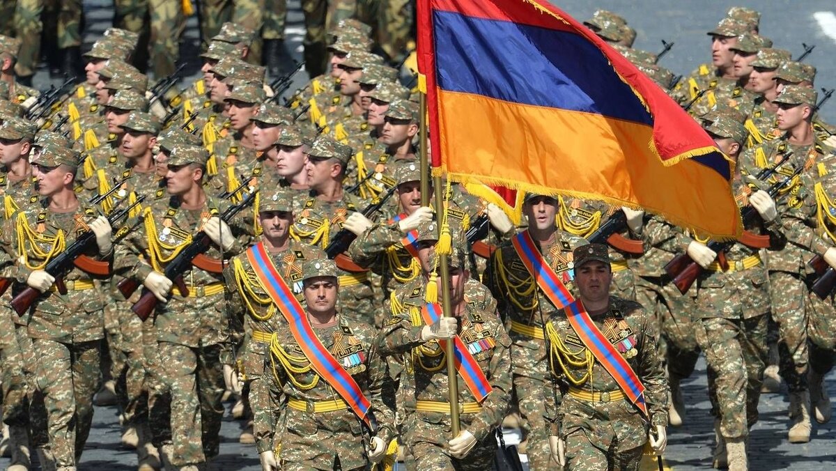 «Вооруженные Силы Республики Армения должны достойно выполнить поставленную перед ними задачу по защите нашей страны», — сказал на брифинге руководитель фракции «Армения», бывший министр обороны...-7