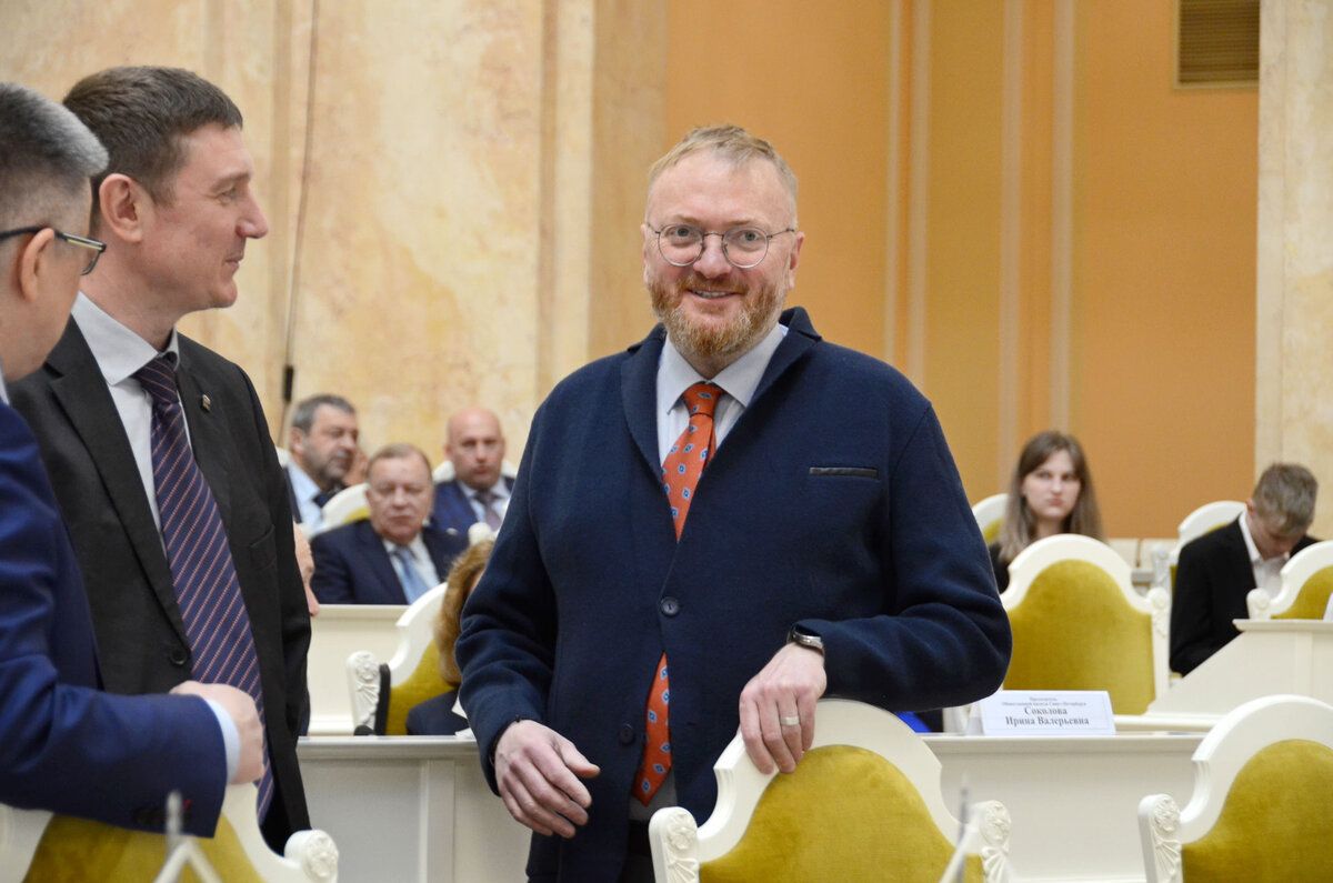 Депутат Милонов добавил, что не удивился бы, если бы выяснилось, что разработчики были завербованы польскими спецслужбами.  Фото: Фото: ФедералПресс / Татьяна Буторина