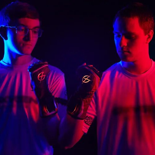 Геймерские перчатки Magma Glove с подогревом | Источник: GamerTech   📷