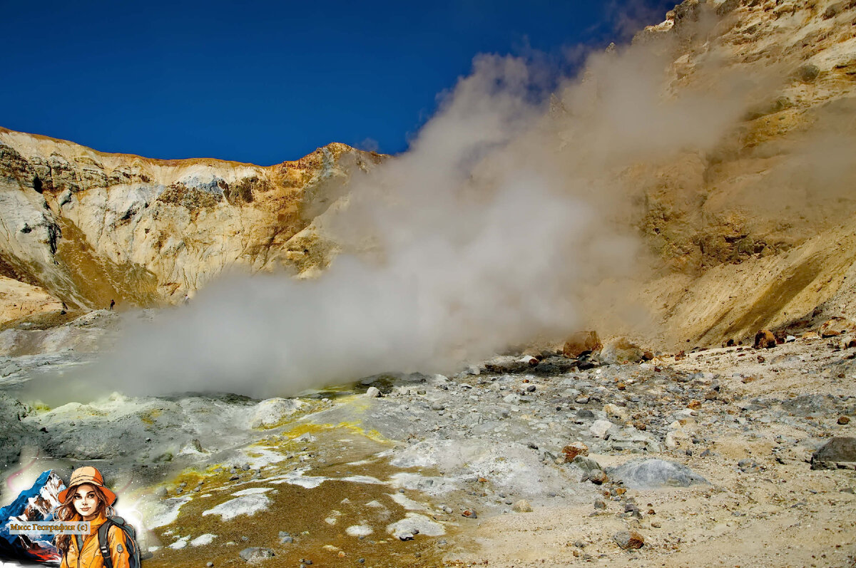 Фумарол на Камчатке, вулкан Мутновский: место выхода горячих газов. Очень толстый намек! Фото автора