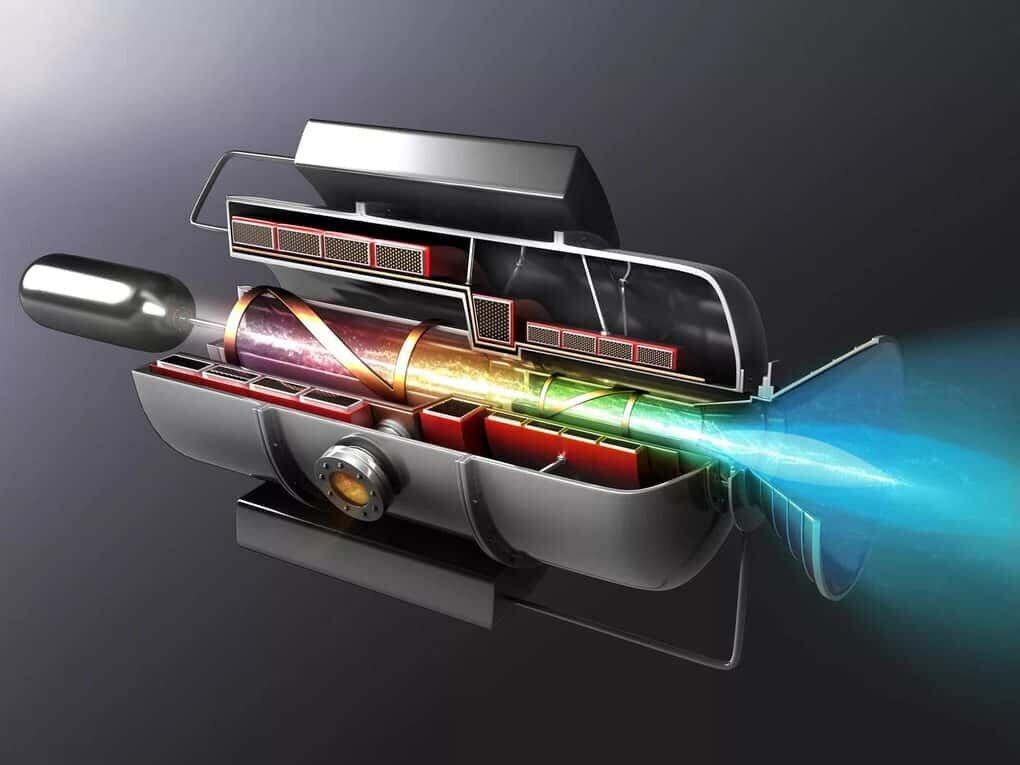 Двигатель в разрезе. Инет