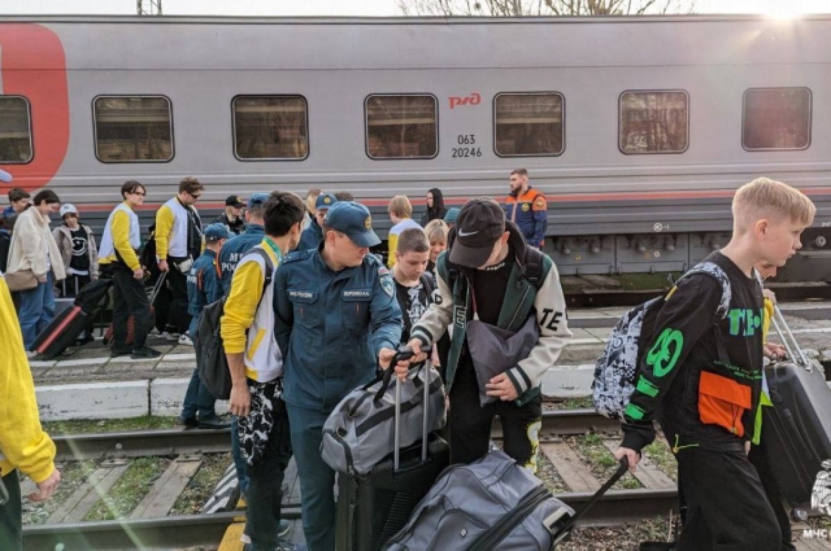    Белгородские ребята скучают по родным.