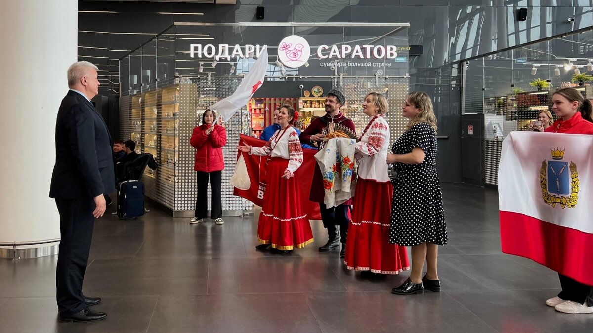    В Саратов прилетел Почетный гражданин Байконура Алексей КузьминНовости Саратова и области – Сетевое издание «Репортер64»
