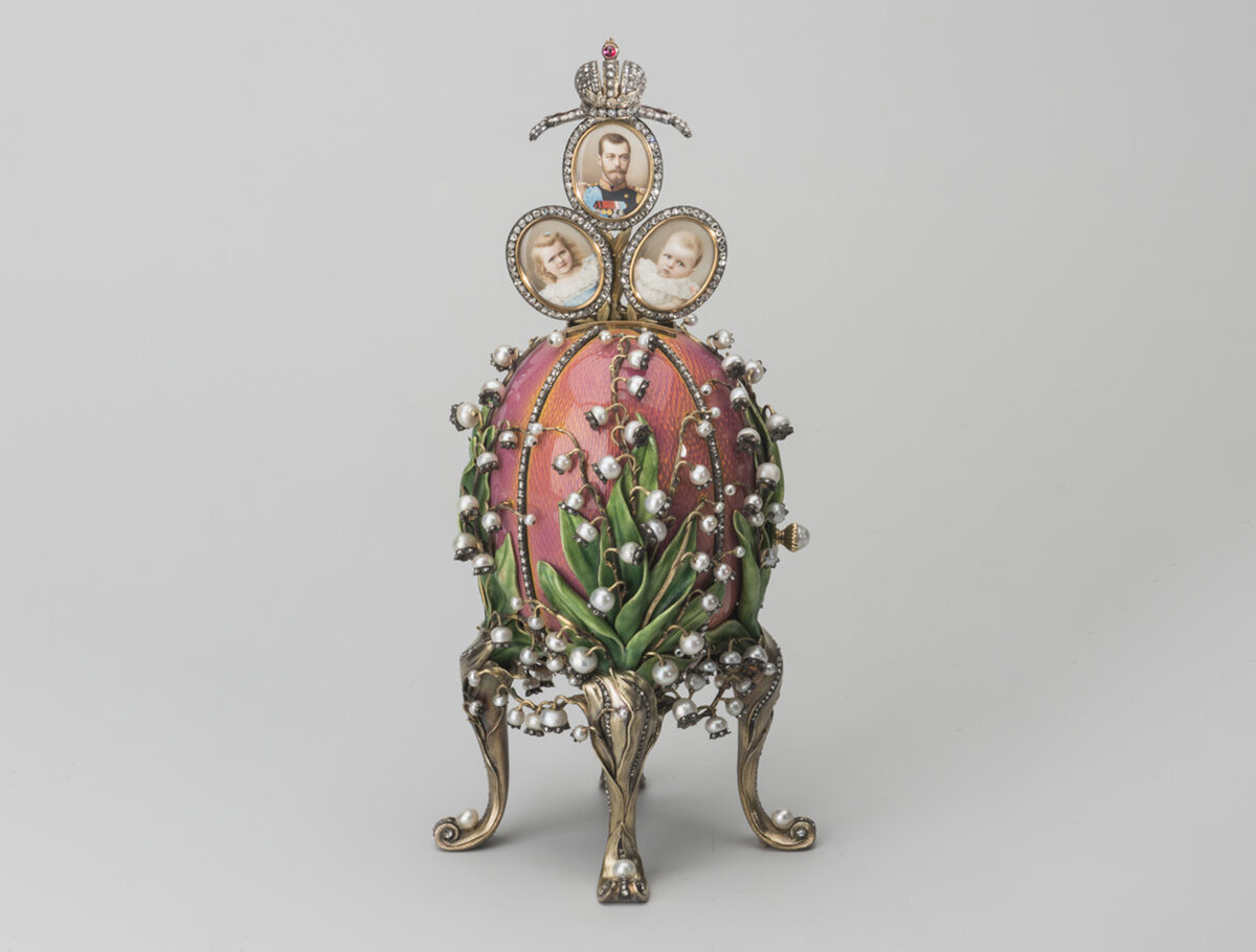 Пасхальное яйцо «Ландыши» / Фото: fabergemuseum.ru