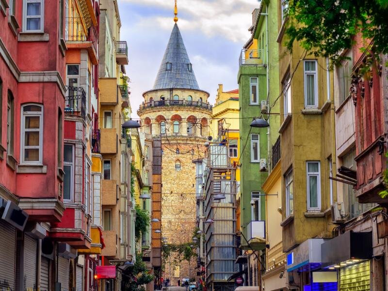Один из очаровательных уголков старого Стамбула