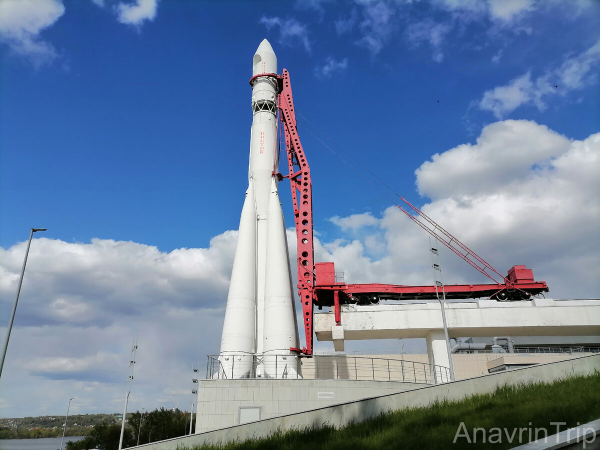 Ракета-носитель «Восток» перед музеем космонавтики в Калуге