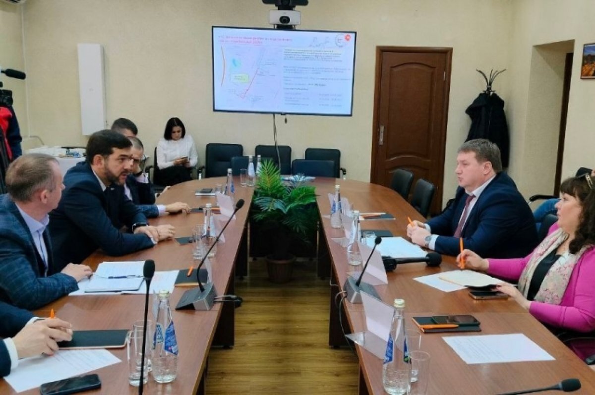    Глава Ульяновска обсудил с энергетиками планы летнего ремонта теплосетей