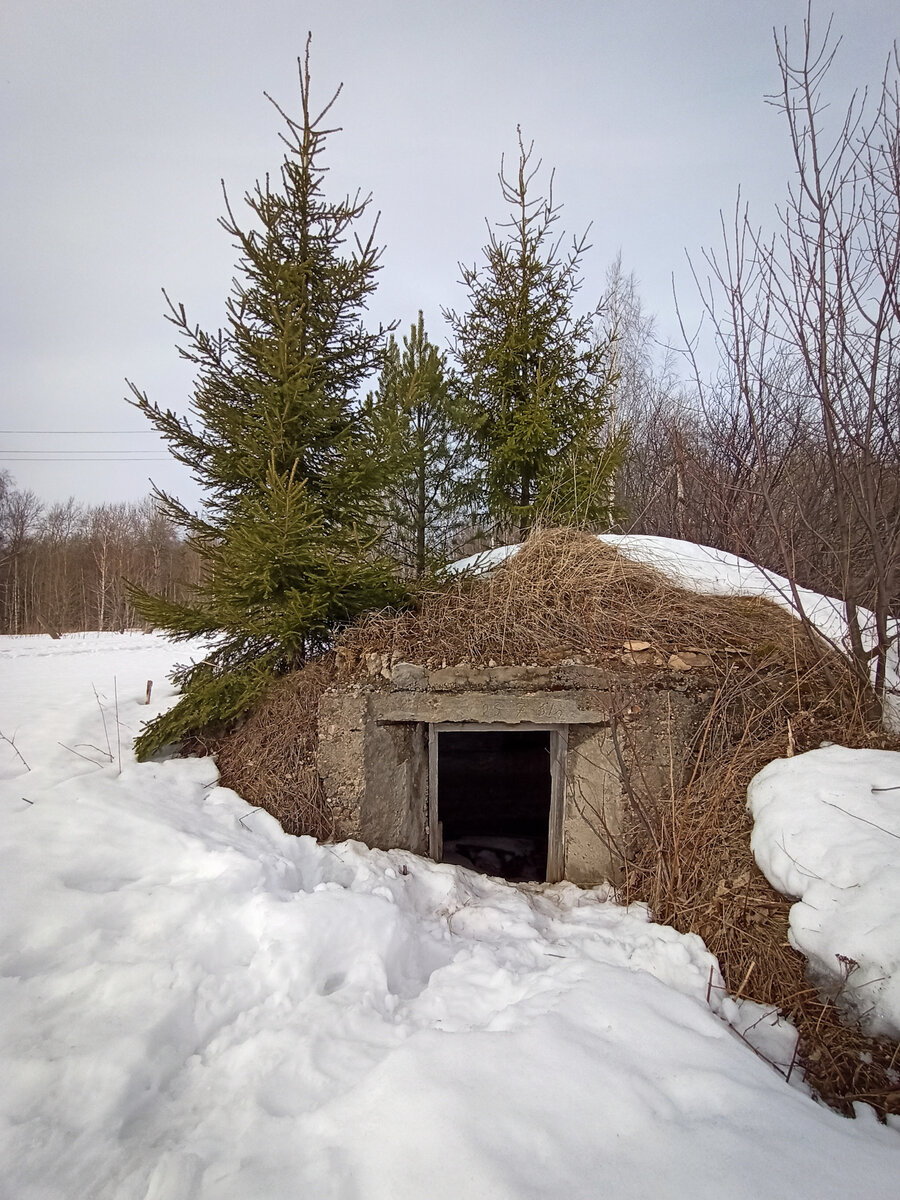 По простому можно сказать Землянка