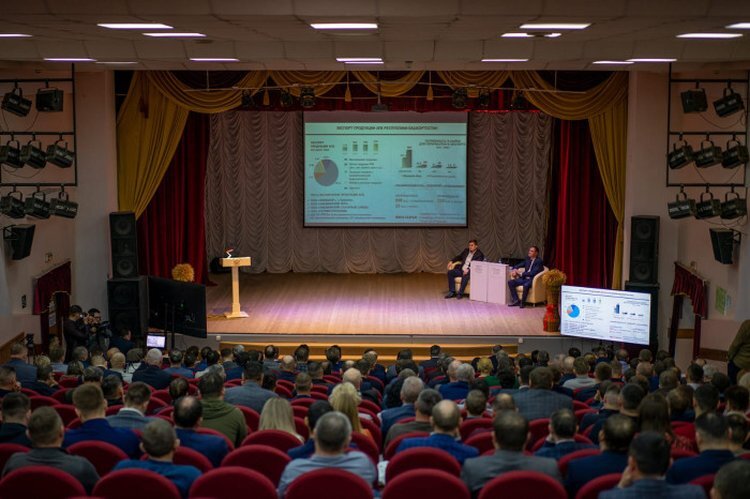    Около 700 аграриев Башкортостана приняли участие в обучающих интенсивах к посевной