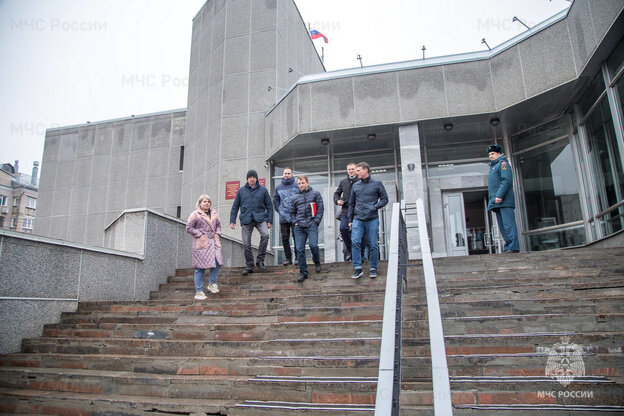    В здании теруправления по Первомайскому району ликвидировали условный пожар