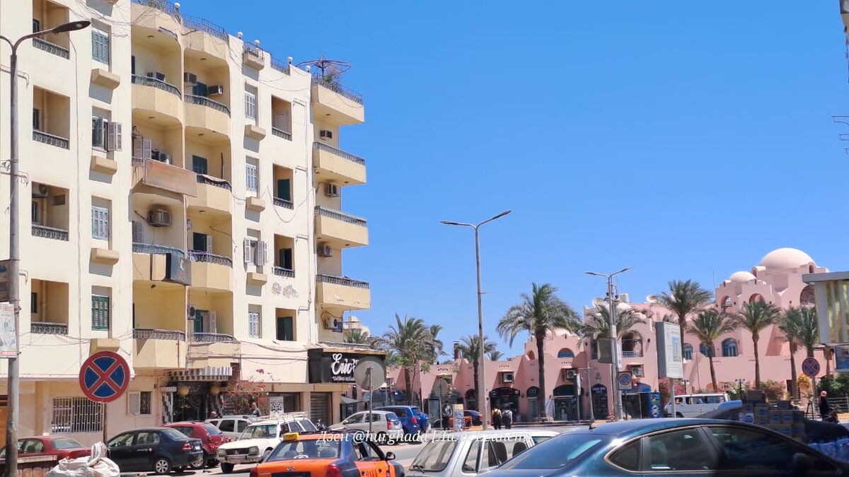 Новости из Египта в апреле 2024 года. Апрель в Египте - это месяц, когда пустыня расцветает красками, а температура воздуха становится особенно комфортной для отдыха. В этом году апрель в Египте насыщен событиями и интересными новостями.