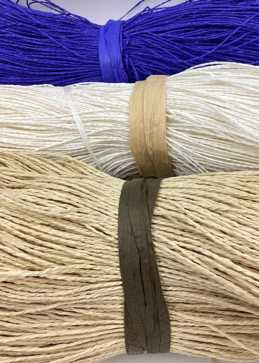 Ассортимент рафии в студии Cozy Wool 