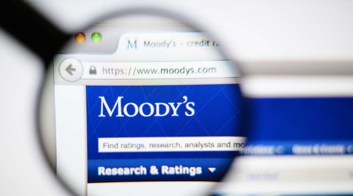  Moody’s понизило рейтинг России c «мусорного» до преддефолтного 06 марта 2022 https://www.forbes.